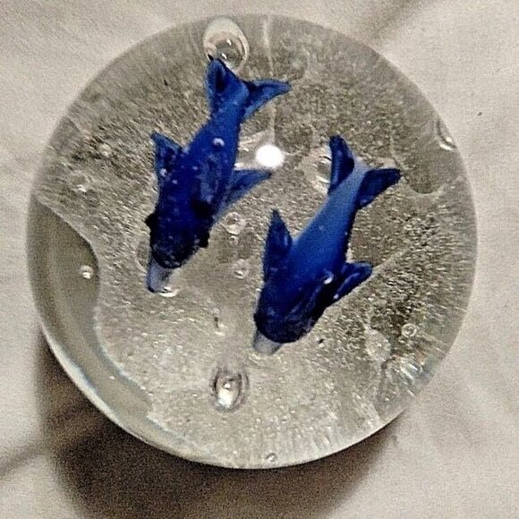 Gentile Art Glass Paperweight w/Internal Decorations Two Dolphins 1960's - Picture 2 of 6